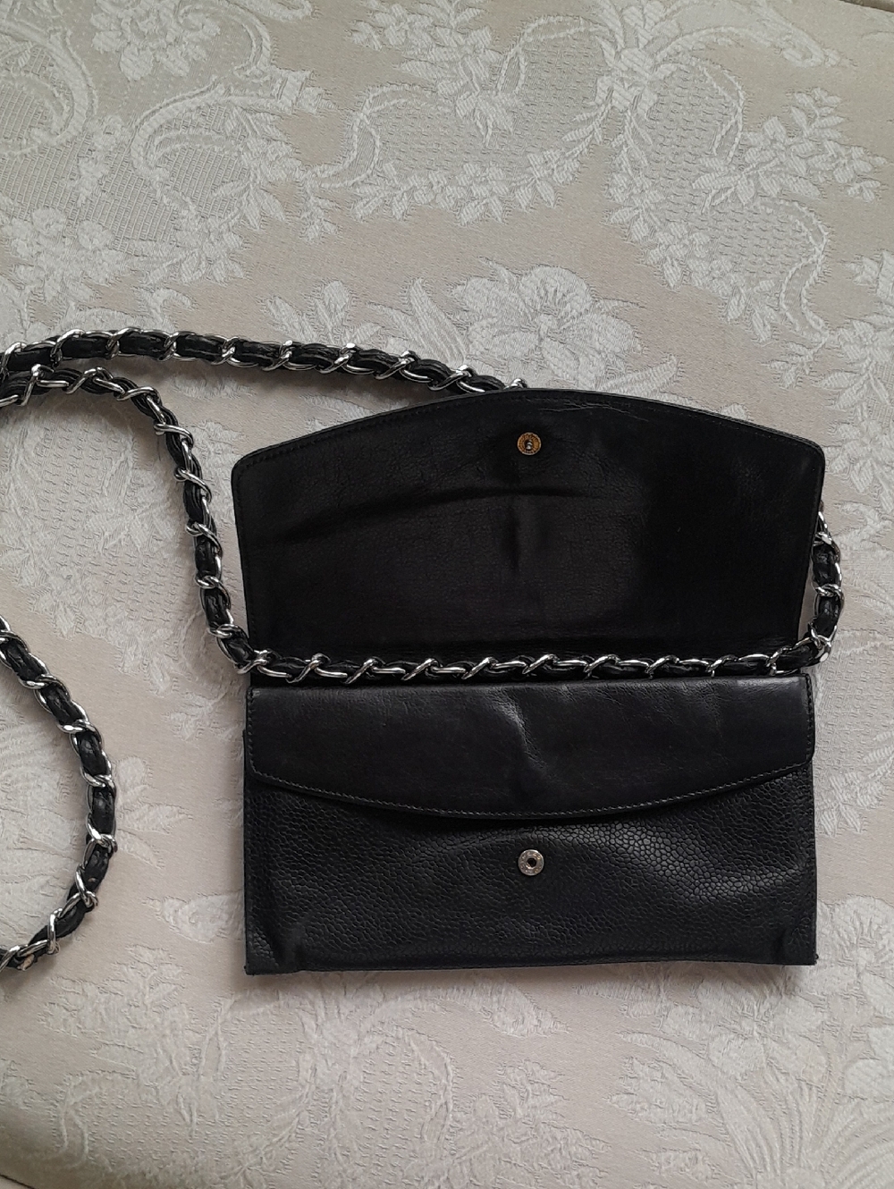 Authentic  Vintage Chanel Caviar Clutch or Wallet On Chain with Gold CC Zipper! - Picture 14 of 16